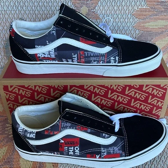 Vans Men’s Old Skool
(Packing Tape) Black/Red/
VN0A4U3BWZ4
Sneakers - Picture 7 of 16